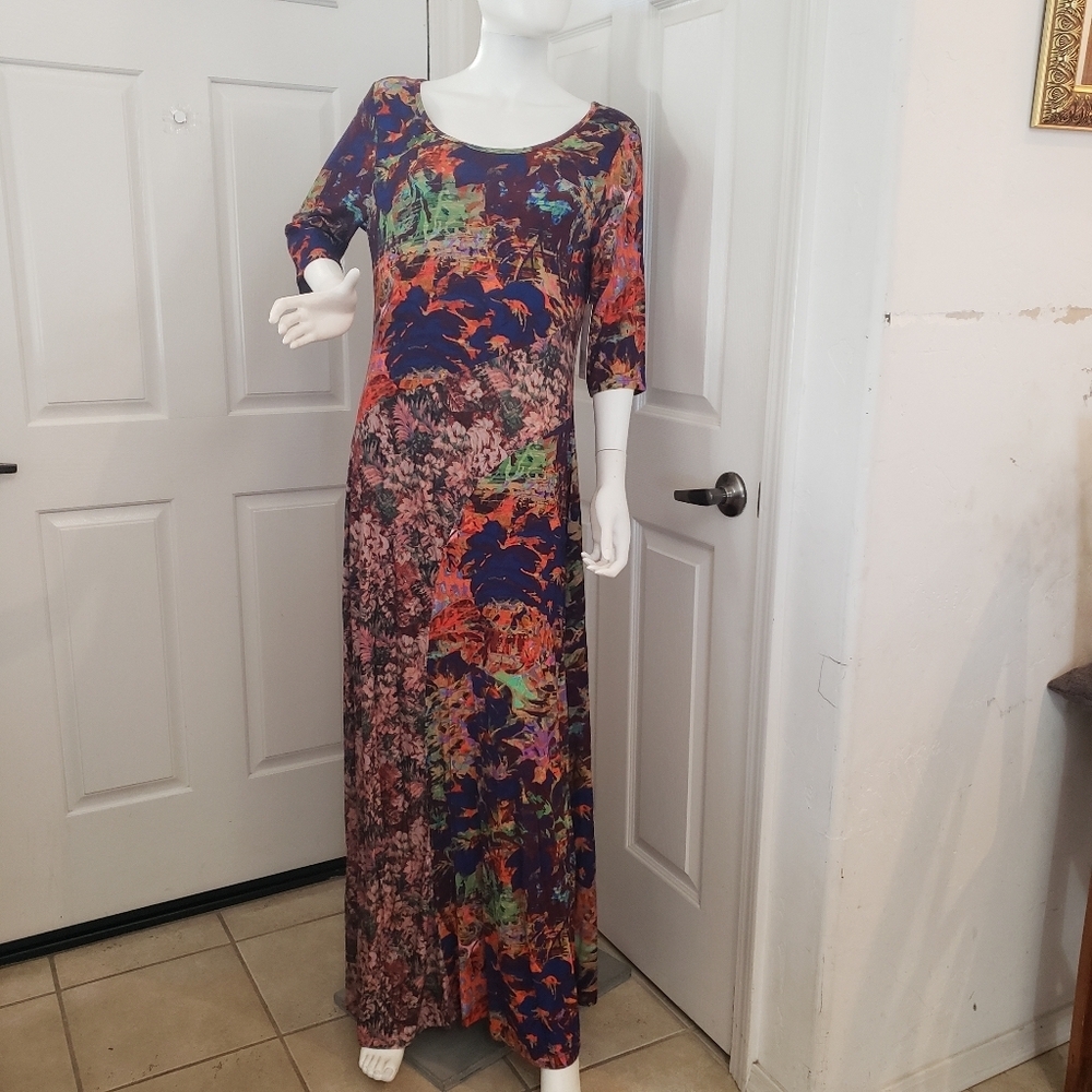 Soft Surroundings Estelle Mixed Floral Print Rayon Maxi Dress. Size M (10/12)